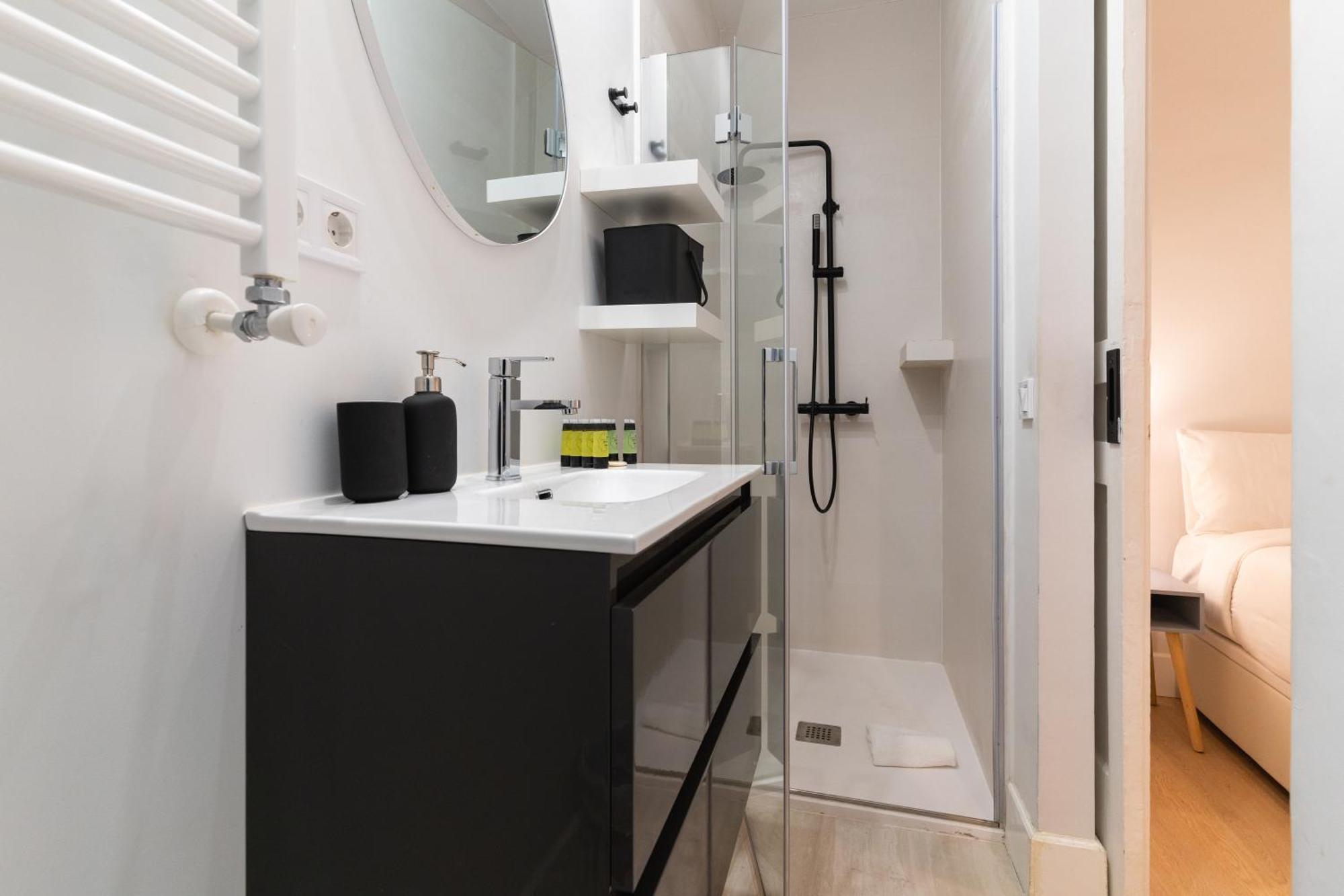 Apartament Cozy And Central-1Bd 1Bth- Cortes Madryt Zewnętrze zdjęcie