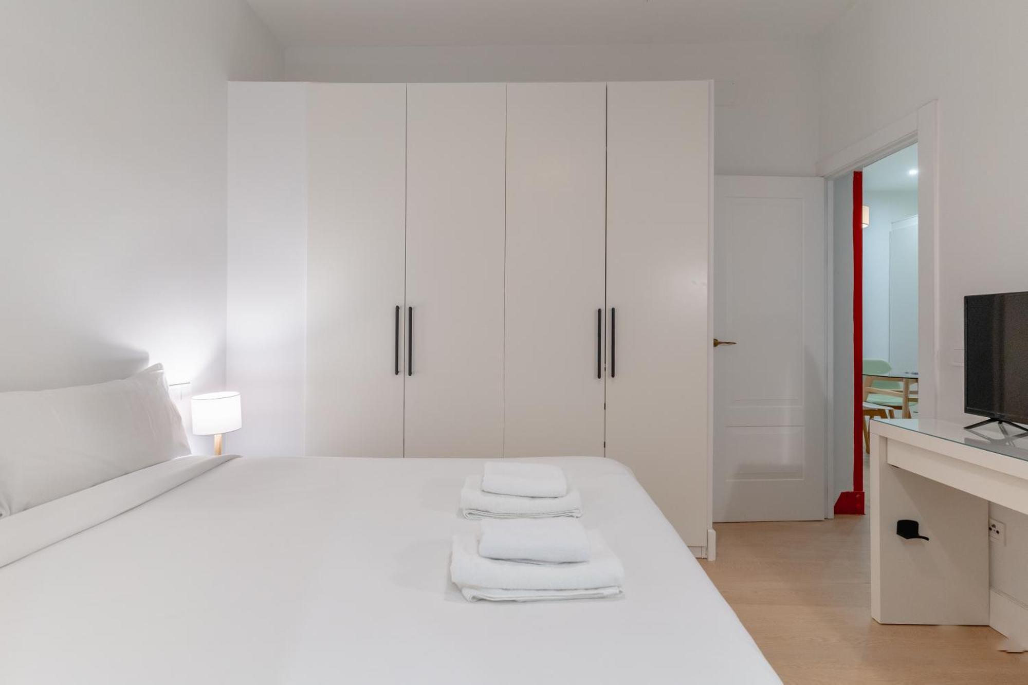 Apartament Cozy And Central-1Bd 1Bth- Cortes Madryt Zewnętrze zdjęcie