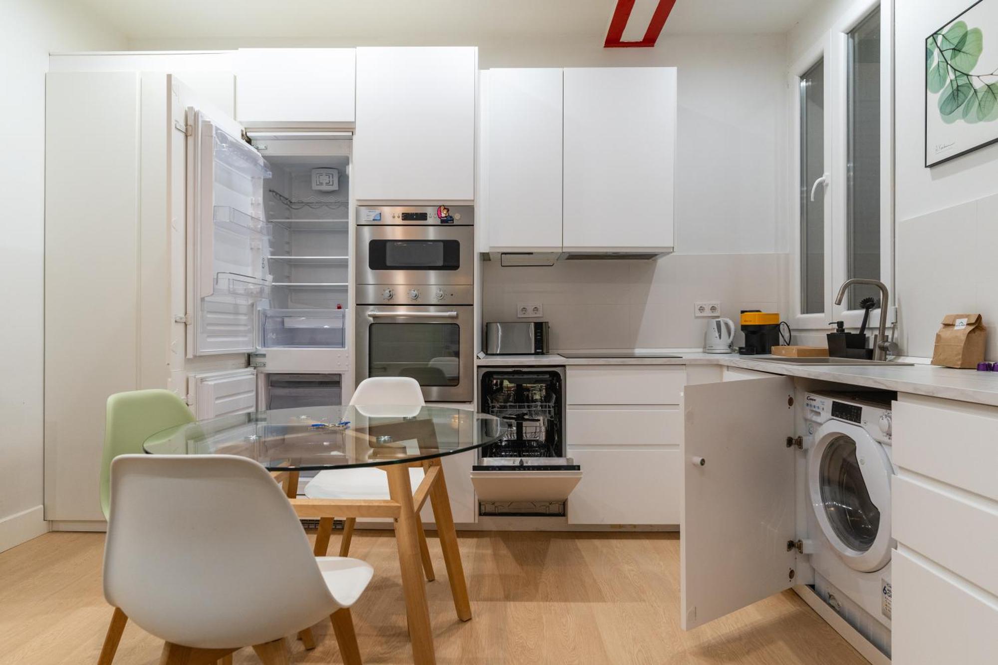 Apartament Cozy And Central-1Bd 1Bth- Cortes Madryt Zewnętrze zdjęcie